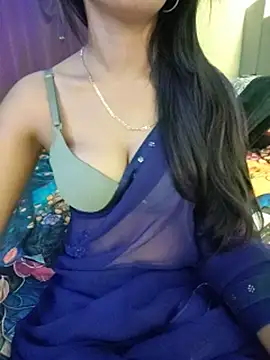 priya_26 live cam on StripChat