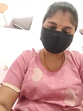Queen_Desi