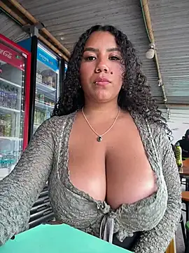 serena_willow live sex cam