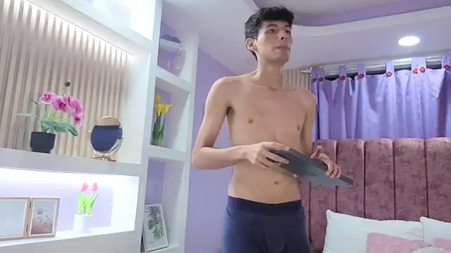 Ethan_Kay webcam