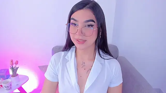 RoseCassie live sex cam