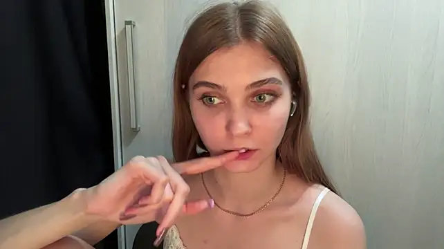 Babysmall_girl live sex cam