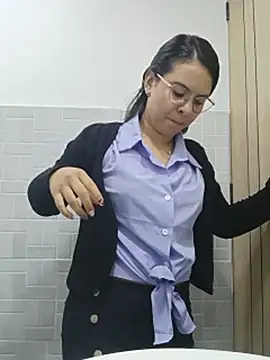 Paolitha25 live sex cam