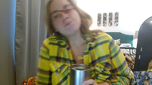 HazelSkyesChat