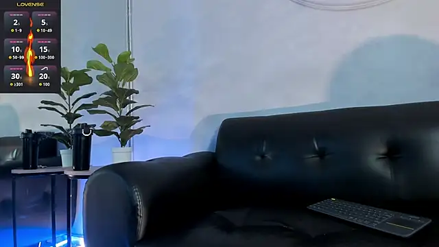 thomas_moon (M twink) - CUM HORNY