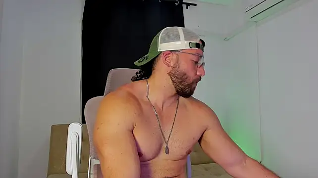 joshualyon (M young) - Oil jerk off