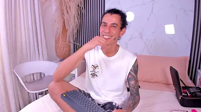 JackAndRosse_ live cam on StripChat