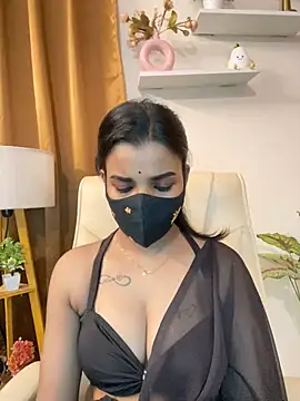 its_ur_flora live room snapshot on Stripchat