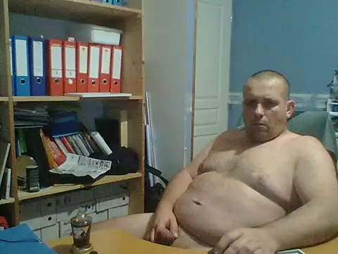 manubm03 (Ask my age) - #cam2cam #cheapest-privates #chunky #daddies #ejaculation #european #flashing #french #hairy #handjob #handy #jerk-off-instruction #masturbation #office #penis-ring #pump #straight #top #white