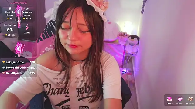 saki_nyanwn live cam on StripChat