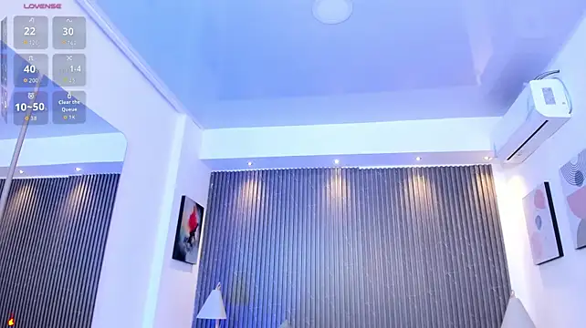 charlottewhitte (F young) - 🔥Finger in pussy🔥