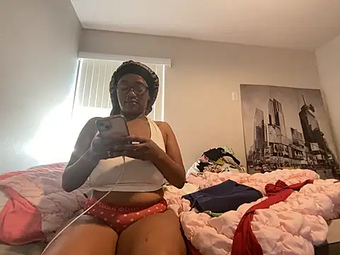 KiDaBrat live sex cam