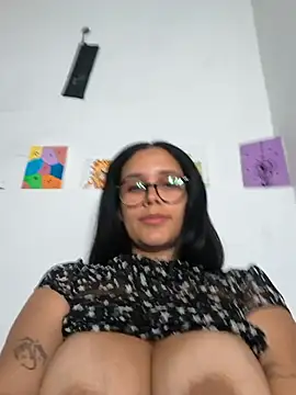 Annya-sweet webcam