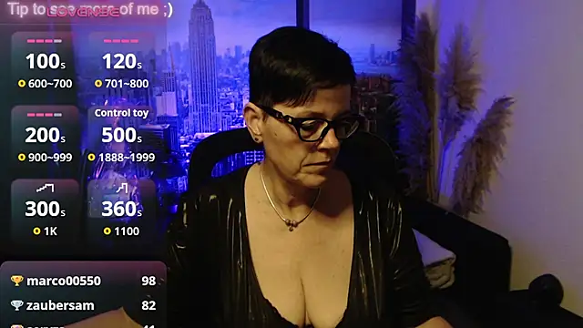ninarandmann live cam on StripChat