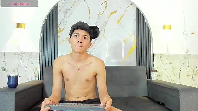 Yeff_26 live cam on StripChat