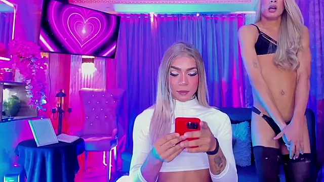Queens_Wonders_Blonders