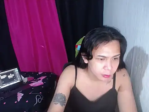 BriannaCruz24 webcam