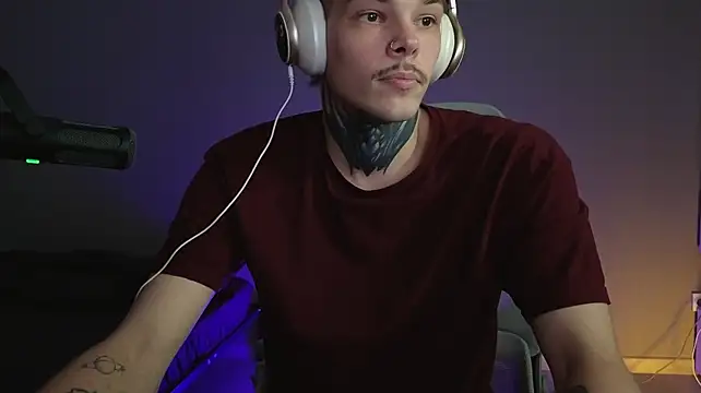denis_here (M young) - SHOW TATTOOS