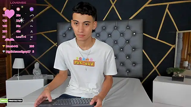 Trevor_Spencer webcam