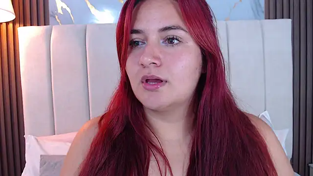 Victoria_Guzman live cam on StripChat