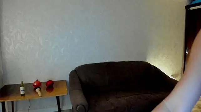 pure_elena live cam on StripChat