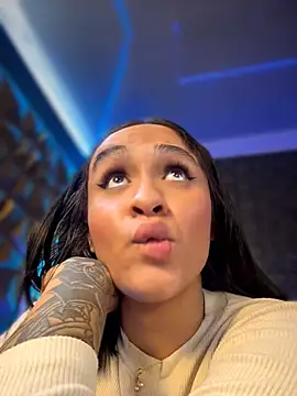 Isabella-Teen