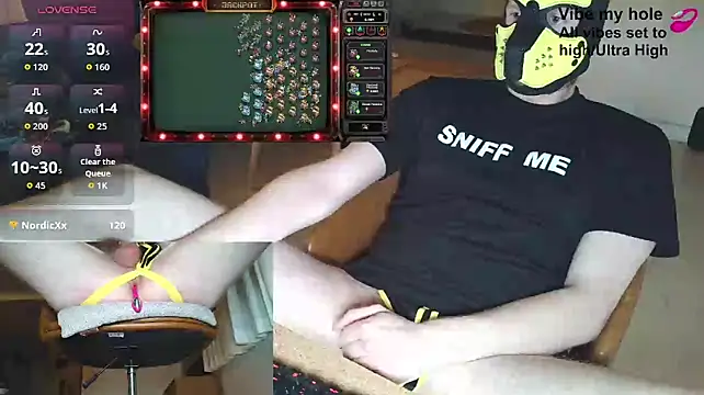 Pup_Noir live sex cam