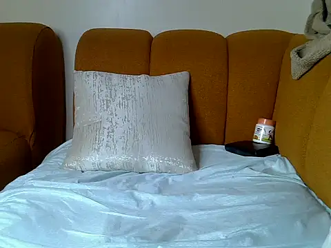 Sexy_molly8 live cam on StripChat