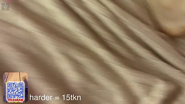 cream_fucks live cam on StripChat