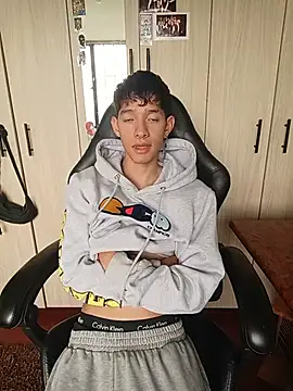 heyy_noah11 (M young) - Sexy dance naked