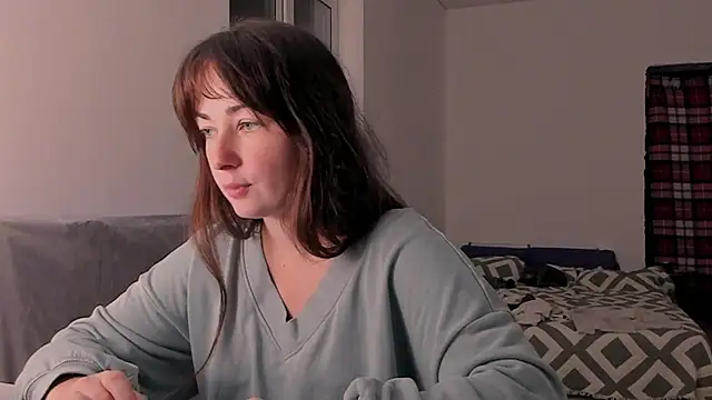 cclandestina (F young) - Warming up conversation)