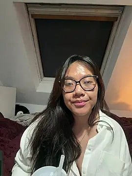 mia_teacup (F young) - SPANK MY ASS 10x