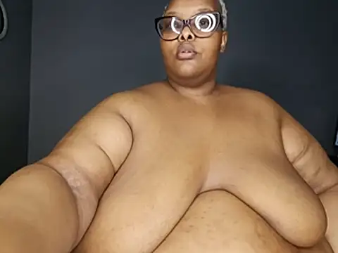 fatafricanqueen live sex cam