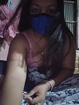 Ms-Nusrat webcam