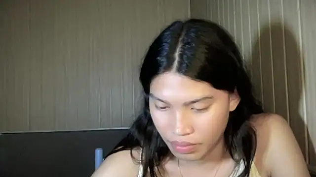 Yourgoddess_jayve live cam on StripChat
