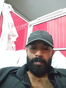 MalluBeard live cam on StripChat