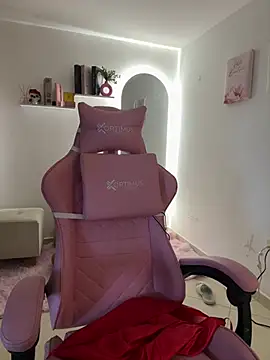 jenn_layton (F young) - CUM SHOW LITTLE RED RIDING HOOD ❤️‍🔥