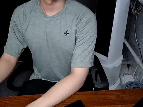 Louis_Caox live cam on StripChat