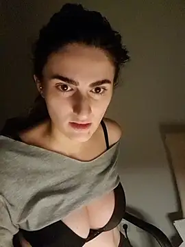 OliviaBaby- live cam on StripChat