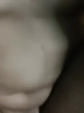 gudu_- live cam on StripChat