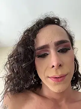 Mydreams69 live cam on StripChat