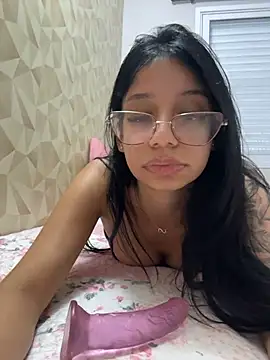 fadaperigosa (F young) - Ficar peladinha e brincar com a ppka🔥
