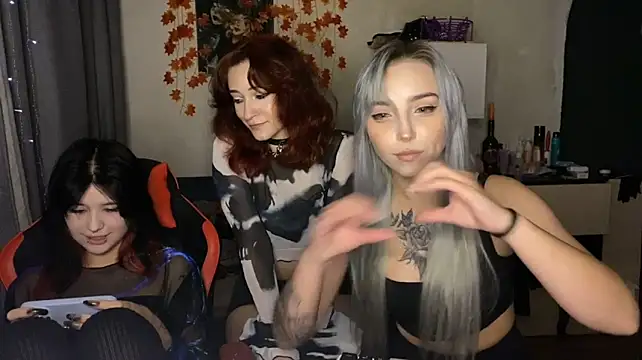 Absent_Fairy webcam