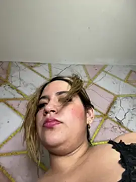 amina_hasan (F young) - I'm back, did you miss me? Prove it😈💦