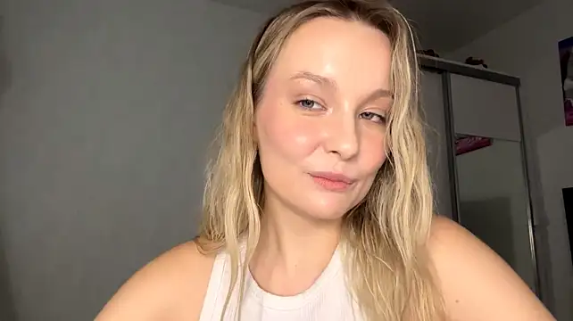 StefaRare live cam on StripChat