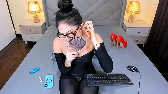 Modella: PereyLierge