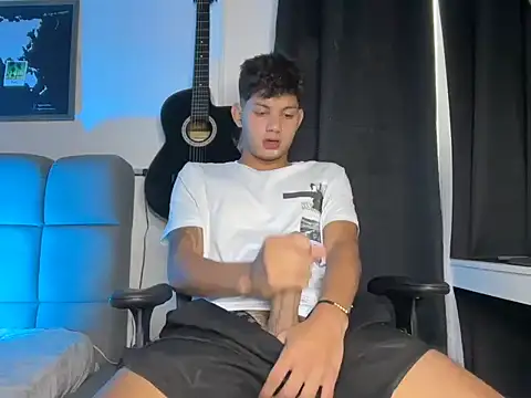 soydaniel_naughty (M twink) - SHOW CUM