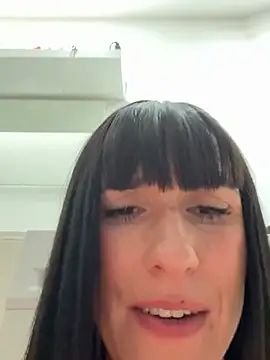 lola_tentatiion Live Webcam on Stripchat