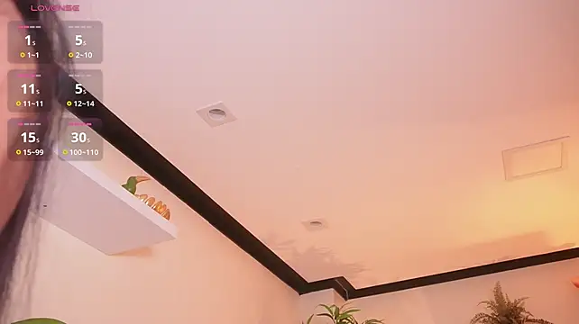 Luna_cullen live cam on StripChat