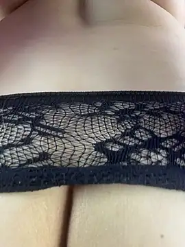 naughty_flower18 live cam on StripChat